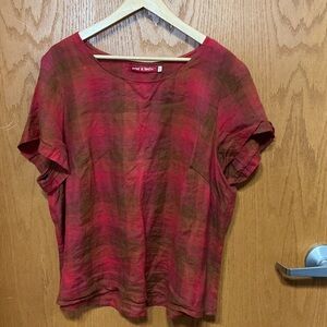 Red and Brown Women's Short Sleeve Top